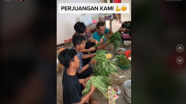 Kuli Kebun Sawit Beberkan Menu Makan Saat Bekerja (TikTok)