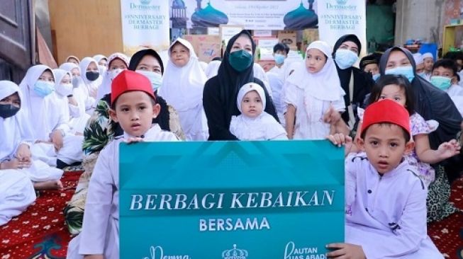 HUT Ke-8, Klinik Kecantikan Dermaster Beri Diskon Perawatan dan Gelar Charity