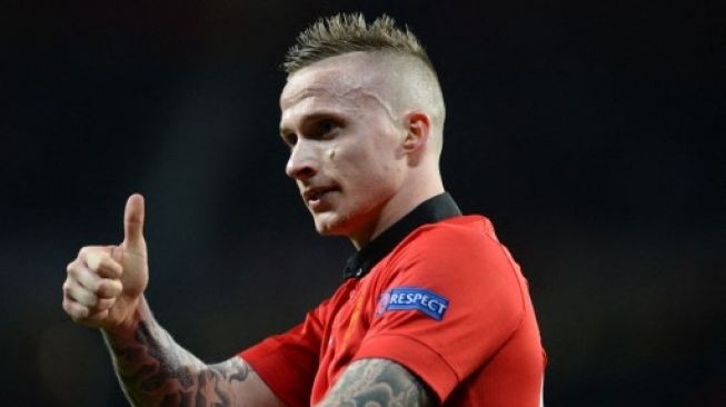 Alexander Buttner, Eks Manchester United yang Kariernya Melempem Tapi Sukses Berbisnis