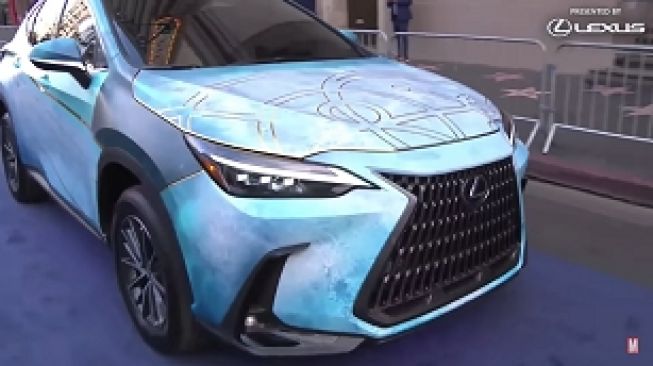 Lexus NX 250 [screenshot YouTube: Lexus].