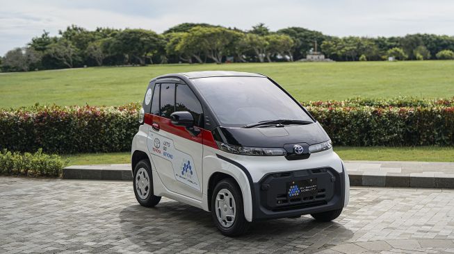 Toyota C +Pod, salah satu city car bertenaga listrik Toyota [PT TAM].