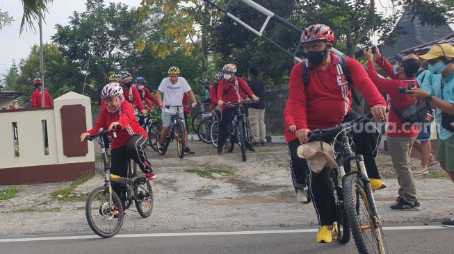 KPK Raker di Yogyakarta, Firli Pimpin Sepeda Santai Finish di Kopi Klotok