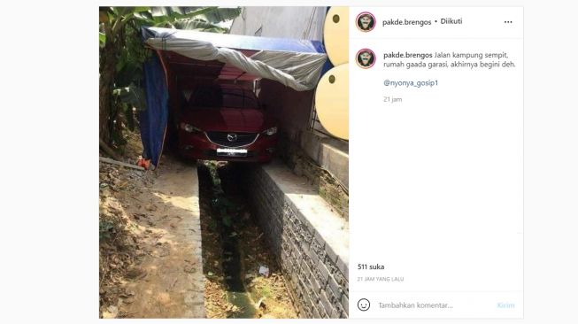 Rumah Tak Ada Garasi, Mobil ini Parkir di tempat Ekstrem (Instagram)