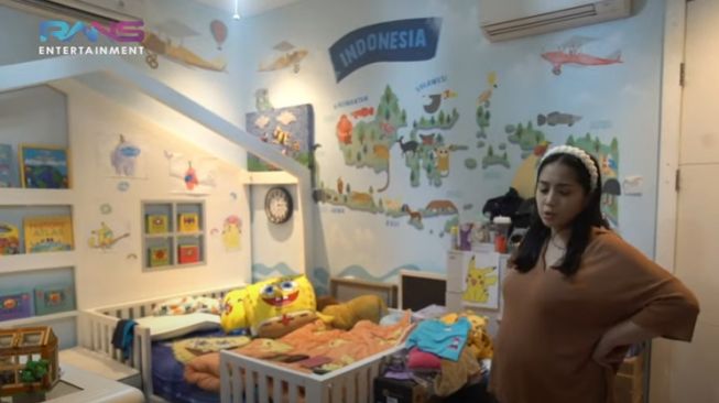 Potret Persiapan Nagita Slavina Jelang Lahiran. [YouTube/Rans Entertainment]