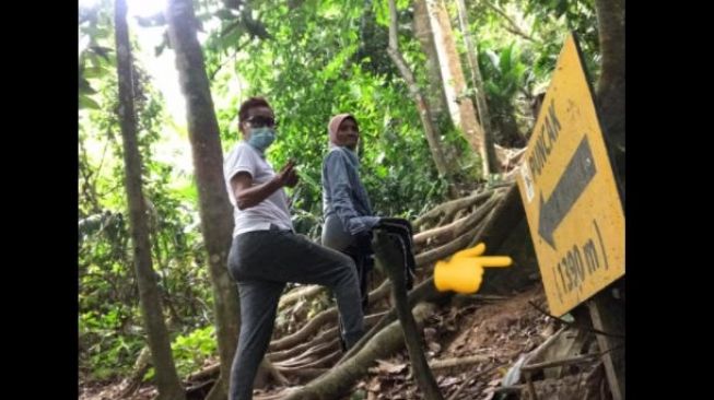 Viral Nenek 80 Tahun Taklukkan Gunung Setinggi 884 Meter dalam Waktu 2 Jam