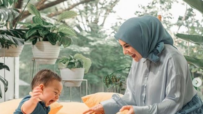 Gokil! Anak Irish Bella dan Ammar Zoni, Baru Setahun Sudah Bisa Berakting