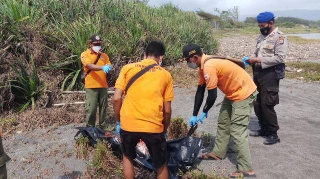 Dikabarkan Hilang, Pemuda Bantul Ditemukan Tewas di Pantai Samas