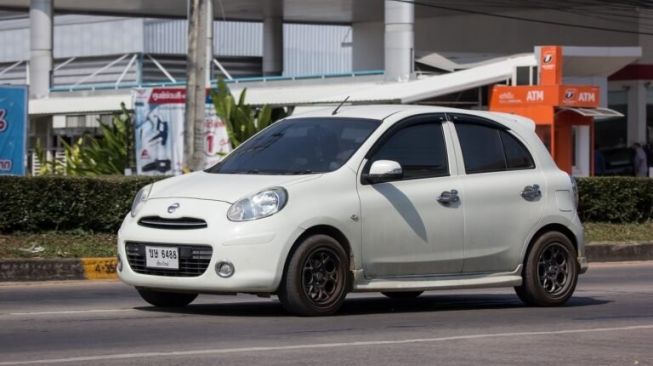 Cek Spesifikasi dan Harga Nissan March Bekas