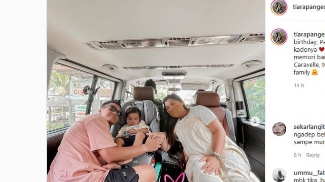 VW Caravelle Arief Muhammad yang dikado sang istri, Tiara Pangestika dengan cara seru [Instagram: tiarapangestika].