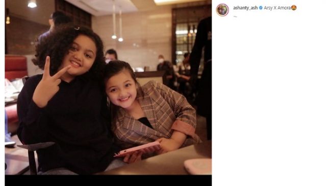 Amora Lemos dan Arsy Hermansyah. (Instagram/@ashanty_ash)