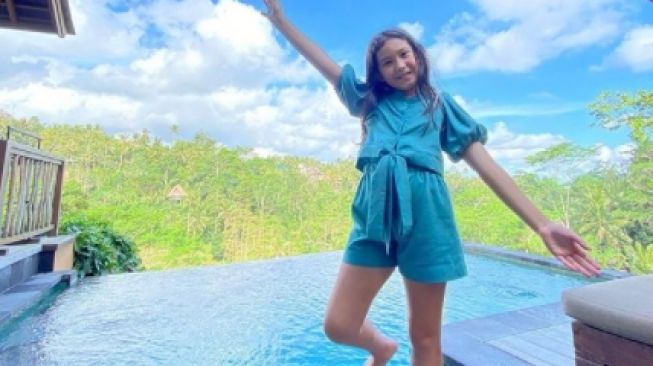 Potret Mikhaela Lee anak Nafa Urbach. [Instagram/nafaurbachnew]