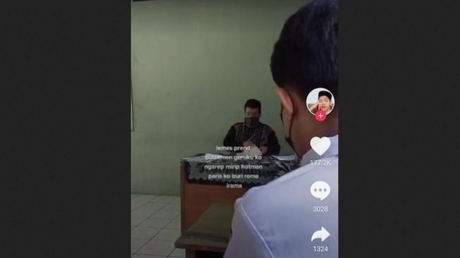 Viral! Cerita Murid Punya Guru Mirip Banget Hotman Paris, 'Lemes Kawan'