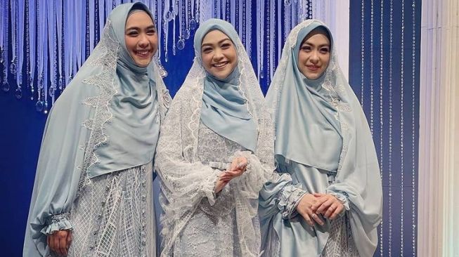 Tampil Elegan dan Memikat, Ini 9 Pesona Ria Ricis Saat Pengajian