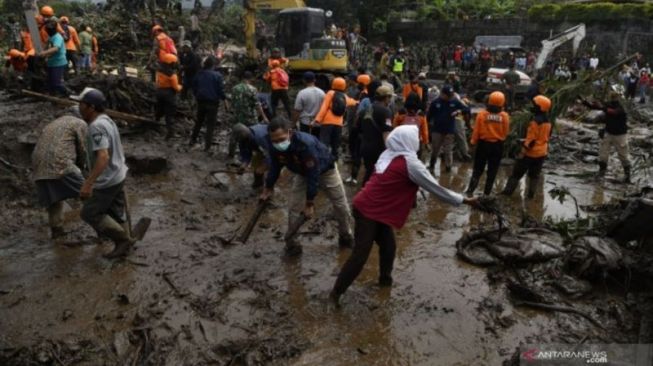 PBNU Kerahkan Relawan Bantu Penanganan Banjir Bandang di Kota Batu
