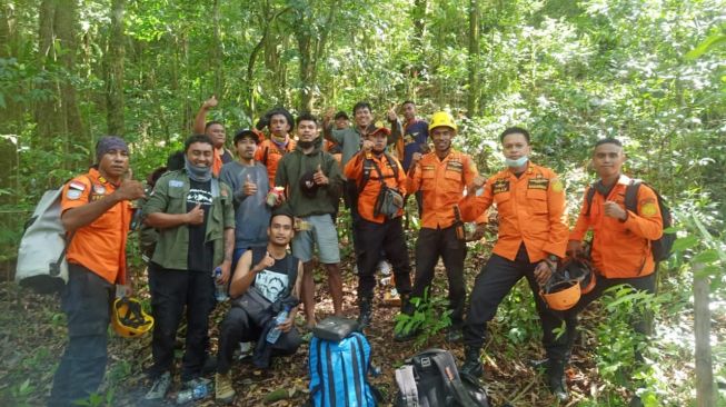 5 Pendaki Sempat Tersesat di Gunung Timau Kupang Ditemukan Selamat