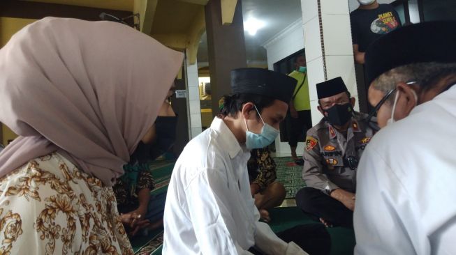 Mengharukan, Kisah Tahanan Polsek Medan Timur Jalani Ijab Kabul