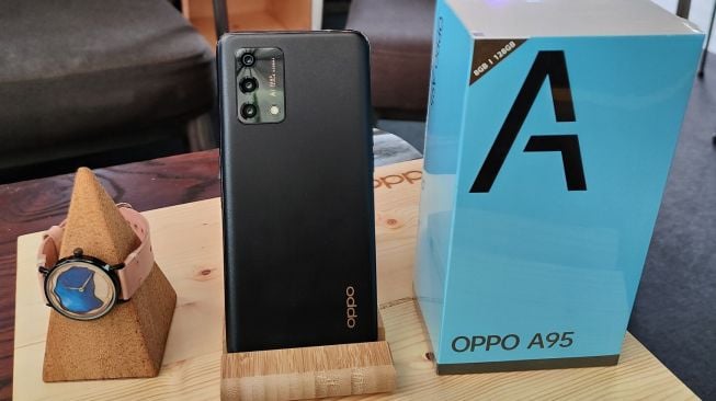 Oppo Kuasai Pasar Ponsel Pintar Indonesia di 2021, Pertumbuhan Xiaomi Paling Pesat