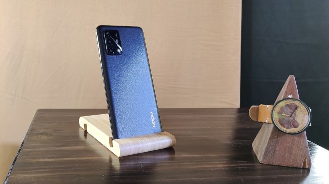 Oppo A95 will be launched in Indonesia in the near future. [Suara.com/Dicky Prastya]