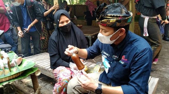 Sandiaga Uno Dukung Pembuat Jamu Tradisional untuk Perkuat Ekonomi