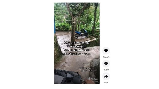 Akses jalan ke sekolah ini bikin miris. [TikTok]