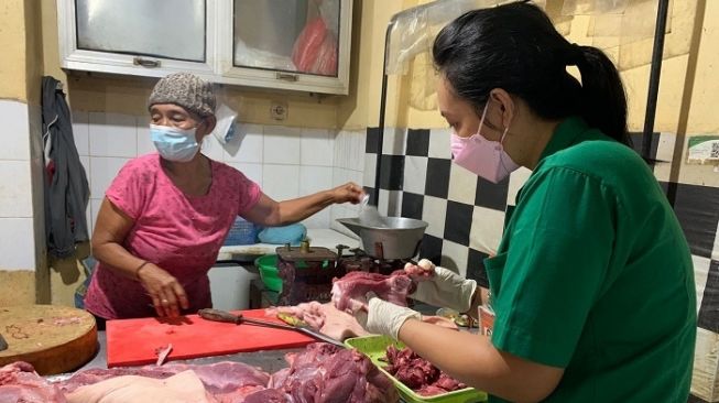 Stok Daging Babi di Sulawesi Selatan Menipis