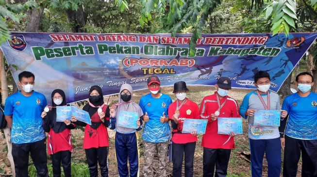 Siswa SMP Negeri 2 Slawi Raih Medali pada Porkab Tegal Cabor Panahan