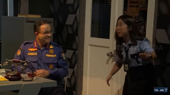 Viral Kiky Saputri Ngeroasting Anies Baswedan, Ini Pengertian Komedi Roasting dan Sejarah. (Dok: YouTube/TRANS7 OFFICIAL)