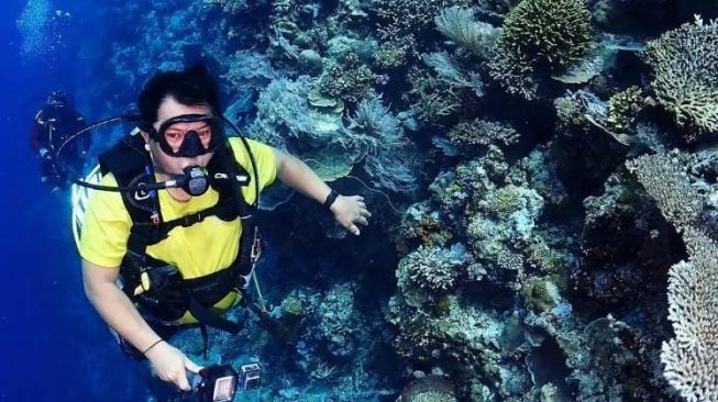 Wisata bunaken yang jadi surganya para pecinta diving dan snorkling. (Instagram/@jimmy_4m3)