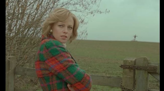 Kristen Stewart sebagai Putri Diana dalam Film Spencer (youtube.com/NEON)