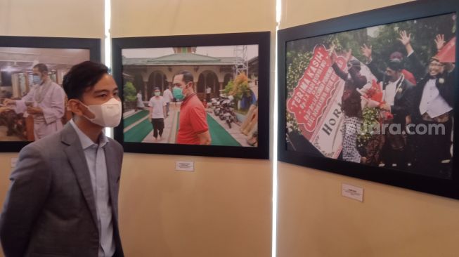 Buka Pameran Foto Mantan Wali Kota Solo, Aktivitas Satu Ini Buat Gibran Trenyuh dan Kagum