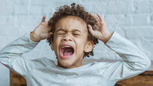 6 Tips Menanggulangi Kenakalan Anak Usia Balita, Jangan Dimarahi!