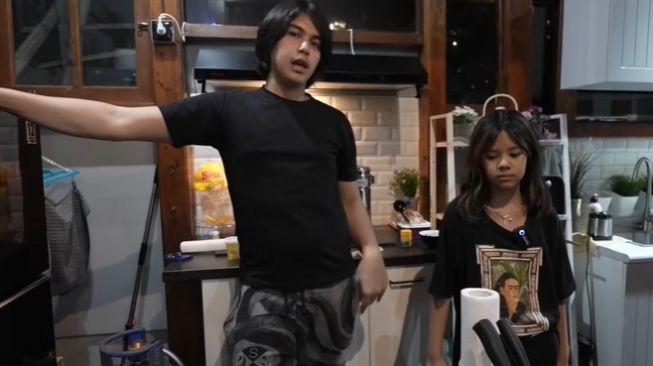 El Rumi dan Safeea Ahmad. (Youtube/MaiaAlElDulTV)