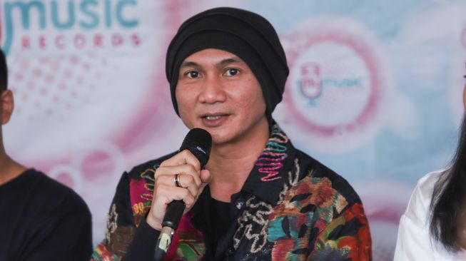 Menohok Balas Tanggapan Satgas Covid Bandung, Anji Beri Tahu Arahan Jokowi soal Konser Outdoor