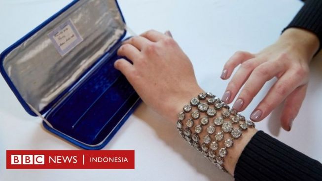 Gelang Ratu Marie Antoinette Dilelang Rp114 Miliar, Apa yang Istimewa?