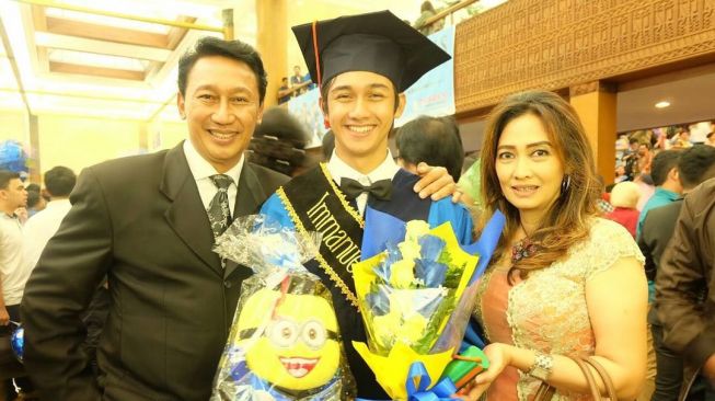 Potret Happy Mustikasari. [Instagram/@hitocaesar]