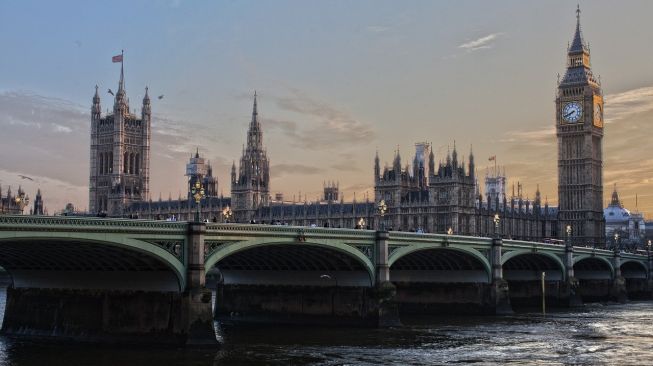Ilustrasi Sungai Thames. [Pixabay/Derwiki]