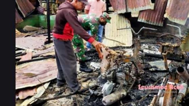 Satu Rumah dan Dua Sepeda Motor Terbakar di Aceh Jaya