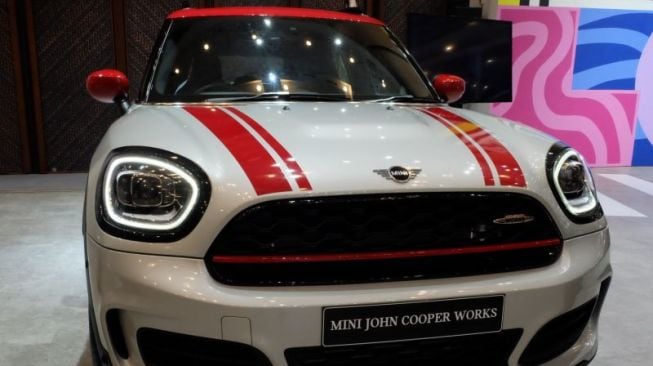 Mini Anniversary Edition meluncur di GIIAS 2021, dengan harga Rp 735 juta hingga Rp 975 juta. [Antara]