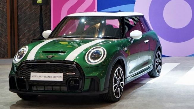 Koleksi Mini Anniversary Edition Diluncurkan di GIIAS 2021