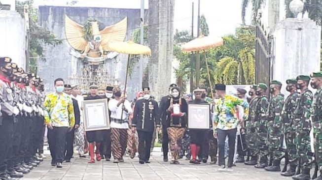 Gelar Pahlawan Nasional Sultan Aji Muhammad Idris Disambut di Kedaton Kukar