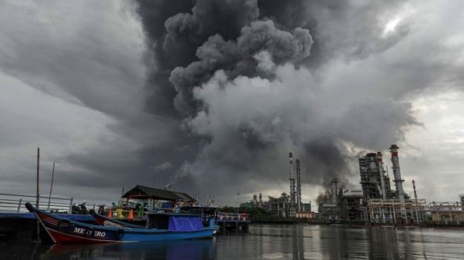 Kilang Pertamina Terbakar, Nusron Wahid: Jangan Spekulasi Aneh-aneh, Itu Pikiran Kotor