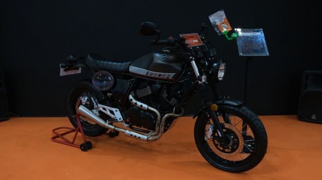 Benelli Keeway SCR 250V diperkenalkan di GIIAS 2021. [Antara]