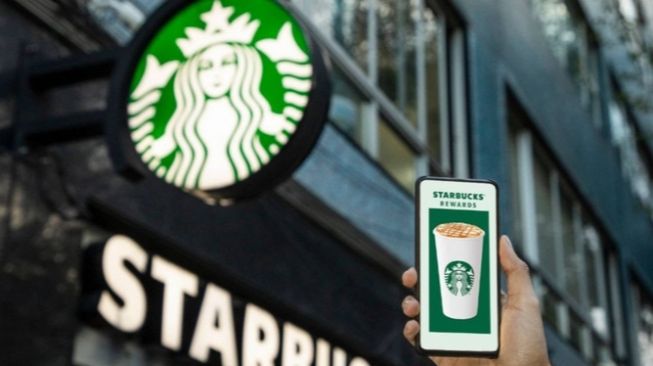 Waduh! Kedapatan Pakai Bahan Kedaluwarsa, Dua Gerai Starbucks Di China Kena Denda Rp 3 Miliar