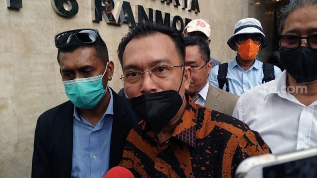 Laporkan Dugaan Nepotisme Luhut-Erick Thohir Di Bisnis PCR, Ketua ProDEM Diperiksa Polisi