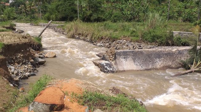 Tujuh Irigasi di Cianjur Rusak, Dua Belum Tertangani