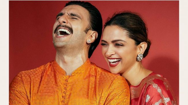 Potret Mesra Deepika Padukone dan Ranveer Singh. [Instagram/@ranveersingh]