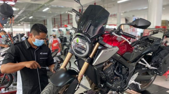 Musim Hujan, Perhatikan Perawatan Dan Kebersihan Rem Motor Honda Big Bike