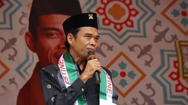 Soal bayaran dakwah? UAS singgung tiket eksekutif hingga hotel bintang Lima