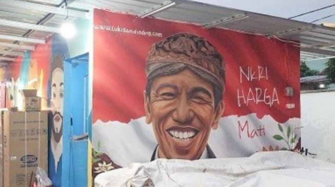 Heboh Mural Jokowi Dipasang Dekat Toilet Binjai Milenial Market