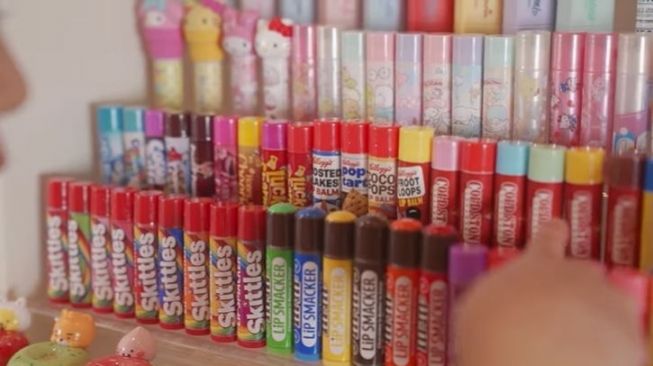 Anak 6 Tahun Punya Koleksi Lip Balm Lebih dari 3 Ribu, Pecahkan Rekor Dunia (youtube.com/GWRomg)